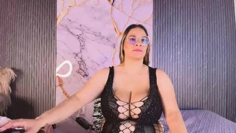 Snapshot of big_tits_in_your_face chatting on February 25, 2026, 8:40 pm Tell me Sophia online show from February 25, 2026, 8:40 pm