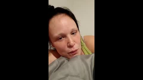 Snapshot of bigbutt35 chatting on February 15, 2026, 7:51 am bigbutt35 online show from February 15, 2026, 7:51 am