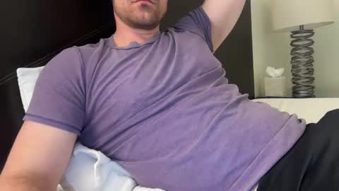 Snapshot of bigcollegecock69690 chatting on February 23, 2026, 8:39 pm bigcollegecock69690 online show from February 23, 2026, 8:39 pm