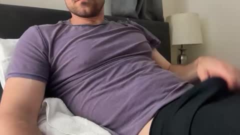 Snapshot of bigcollegecock69690 chatting on February 27, 2026, 10:10 pm bigcollegecock69690 online show from February 27, 2026, 10:10 pm