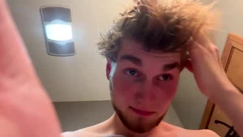 Snapshot of bigskinnyboyshh chatting on February 16, 2025, 5:37 am bigskinnyboyshh online show from February 16, 2025, 5:37 am