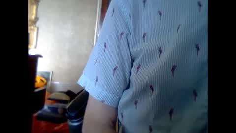 Snapshot of bigukphallus chatting on December 15, 2024, 11:23 am bigukphallus online show from December 15, 2024, 11:23 am