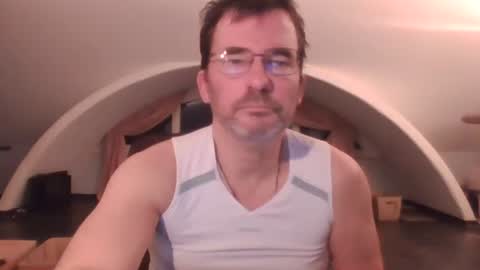 bikertom1988 online show from January 5, 2025, 4:16 pm