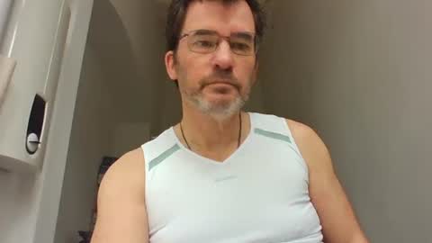 bikertom1988 online show from February 15, 2025, 11:06 am