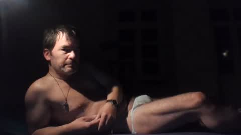 bikertom1988 online show from February 16, 2025, 3:37 am