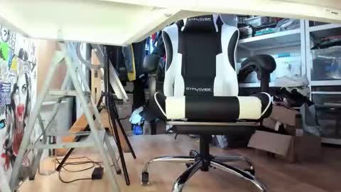 Snapshot of bisexualjay chatting on February 10, 2026, 2:10 pm bisexualjay online show from February 10, 2026, 2:10 pm