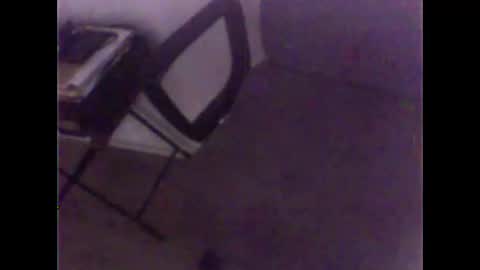 Snapshot of bitch97419 chatting on January 18, 2026, 7:12 am bitch97419 online show from January 18, 2026, 7:12 am