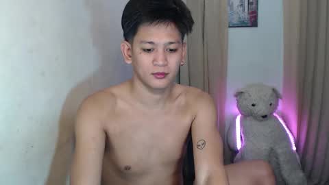 Snapshot of bj_alex31 chatting on December 20, 2025, 5:31 pm alex online show from December 20, 2025, 5:31 pm