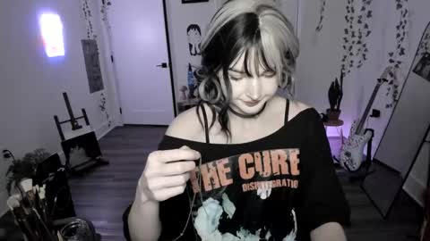 Snapshot of blackberryfizz chatting on January 18, 2026, 2:04 am Ella online show from January 18, 2026, 2:04 am