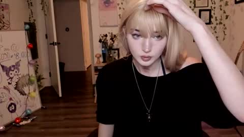 Snapshot of blackberryfizz chatting on February 15, 2026, 7:38 am Ella online show from February 15, 2026, 7:38 am