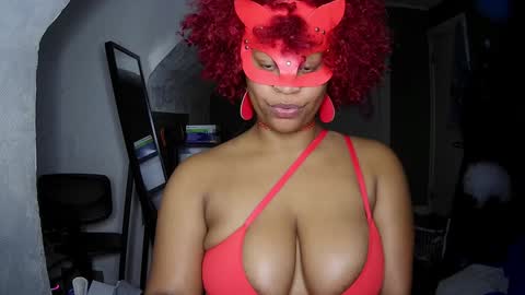 Queen Siren online show from December 5, 2024, 3:26 am