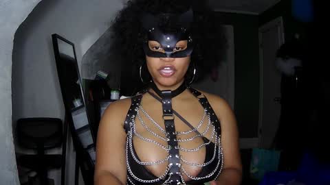 Queen Siren online show from December 16, 2024, 1:42 am