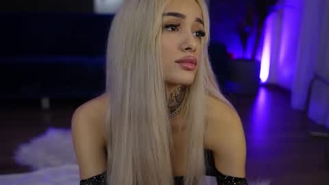 Snapshot of blondie_muller chatting on February 18, 2026, 9:22 pm blondie_muller online show from February 18, 2026, 9:22 pm