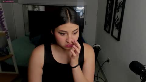 Snapshot of bloom_winxx chatting on February 7, 2026, 2:48 am bloom_winxx online show from February 7, 2026, 2:48 am