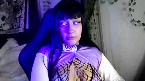 Snapshot of blue_katt chatting on November 27, 2025, 8:33 pm blue katt online show from November 27, 2025, 8:33 pm