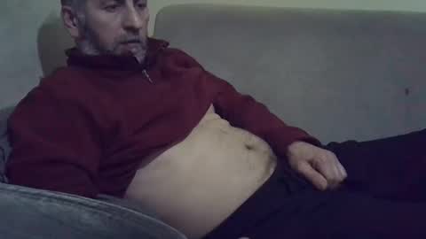 Snapshot of bluehot59 chatting on January 5, 2025, 4:48 pm blue online show from January 5, 2025, 4:48 pm