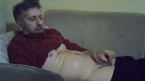 Snapshot of bluehot59 chatting on February 4, 2025, 6:17 pm blue online show from February 4, 2025, 6:17 pm