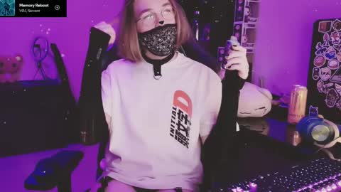 Snapshot of bluespanking chatting on January 6, 2026, 1:31 am Blue online show from January 6, 2026, 1:31 am