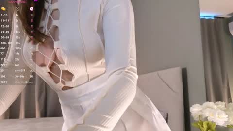 Eva online show from December 6, 2024, 4:47 am