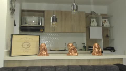 bradleymartin7 online show from January 31, 2025, 10:42 pm