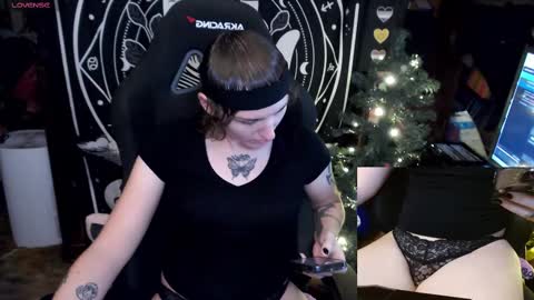 Snapshot of brandiwrld999 chatting on December 26, 2024, 8:00 pm BrandiWRLD999 online show from December 26, 2024, 8:00 pm