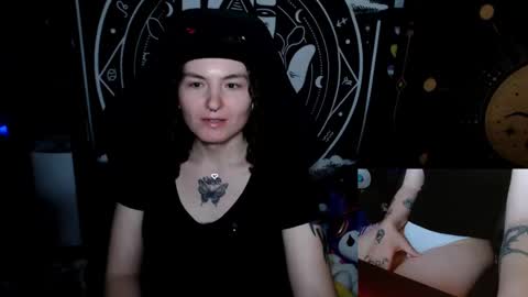 Snapshot of brandiwrld999 chatting on October 1, 2025, 10:27 pm BrandiWRLD999 online show from October 1, 2025, 10:27 pm