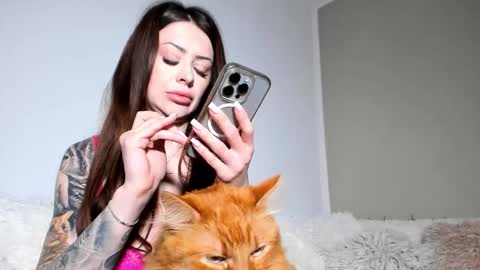 brianadiamondxxx online show from February 25, 2026, 8:57 am