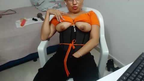 brida_angela29 online show from February 18, 2026, 12:06 am