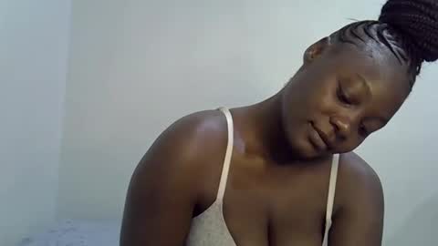 bubbly_ass30 online show from February 9, 2026, 6:45 pm