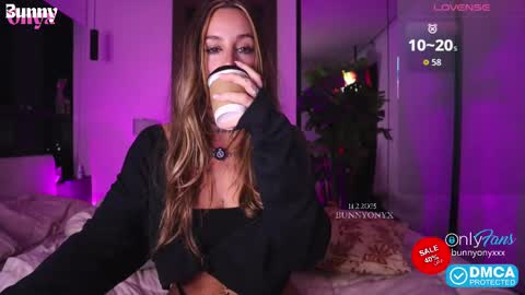 Snapshot of bunnyonyx chatting on November 2, 2025, 10:56 pm Stephanie Next stream TUESDAY 6pm PDT online show from November 2, 2025, 10:56 pm