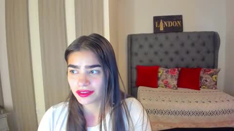 caitlingomez0 online show from February 19, 2026, 12:12 pm