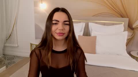 Camilla online show from January 14, 2026, 3:01 am