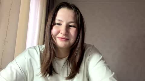 Snapshot of capricenichlos chatting on March 4, 2026, 12:11 pm May online show from March 4, 2026, 12:11 pm