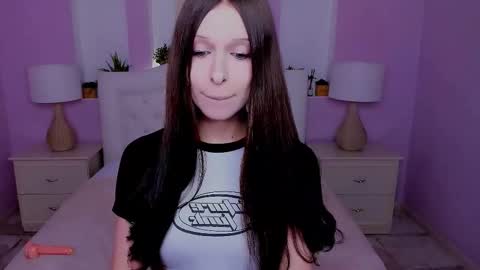 Snapshot of caraford chatting on January 31, 2026, 9:13 pm Cara My schedule this week Wed Thu Fri Sat 2300 0800 overnight online show from January 31, 2026, 9:13 pm