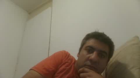 Snapshot of caravibugue chatting on December 15, 2024, 2:30 am caravibugue online show from December 15, 2024, 2:30 am