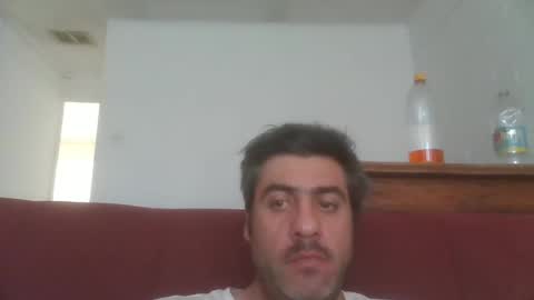 Snapshot of caravibugue chatting on December 30, 2024, 9:40 pm caravibugue online show from December 30, 2024, 9:40 pm