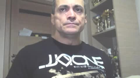 Snapshot of carin_the_body chatting on January 16, 2026, 6:45 pm Laz online show from January 16, 2026, 6:45 pm