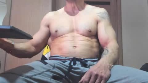 Snapshot of carin_the_body chatting on February 8, 2026, 5:44 am Laz online show from February 8, 2026, 5:44 am