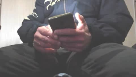 Snapshot of carin_the_body chatting on February 18, 2026, 11:28 am Laz online show from February 18, 2026, 11:28 am