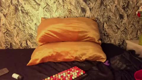 Snapshot of carolinediaz_3 chatting on January 3, 2025, 7:39 pm online show from January 3, 2025, 7:39 pm