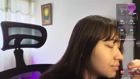 Snapshot of caroll_luna chatting on October 30, 2025, 1:56 pm kitty online show from October 30, 2025, 1:56 pm