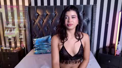 Snapshot of carosantos chatting on February 20, 2026, 10:16 am carosantos online show from February 20, 2026, 10:16 am