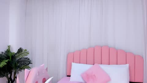   online show from December 20, 2024, 7:07 pm