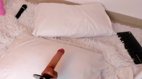   online show from February 24, 2025, 9:20 pm