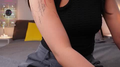 Snapshot of catheryneells chatting on November 24, 2025, 5:01 pm Lee online show from November 24, 2025, 5:01 pm