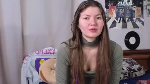 Snapshot of celineswiatkowski chatting on February 17, 2026, 8:33 am Nina online show from February 17, 2026, 8:33 am