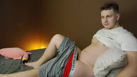 Charlie Smiley online show from November 16, 2025, 5:13 am