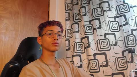 Snapshot of charlieerusso chatting on December 29, 2024, 12:41 am Charles Russo online show from December 29, 2024, 12:41 am