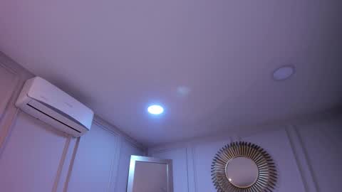 charlottebrownn_ online show from December 21, 2025, 4:30 am