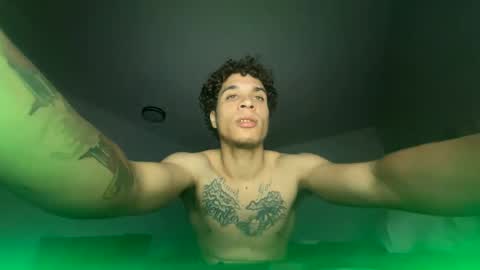 Snapshot of chasexlofficial chatting on December 4, 2024, 11:46 pm Chasexlofficial online show from December 4, 2024, 11:46 pm